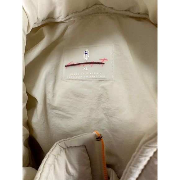 NEW Free people Pippa Packable Puffer Jacket Size XL. - Picture 7 of 7
